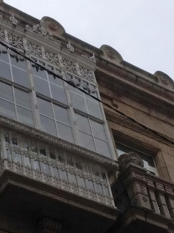 Galería de fundición restaurada, uno de los trabajos de carpintería metálica de Carballo Metal en Pontevedra